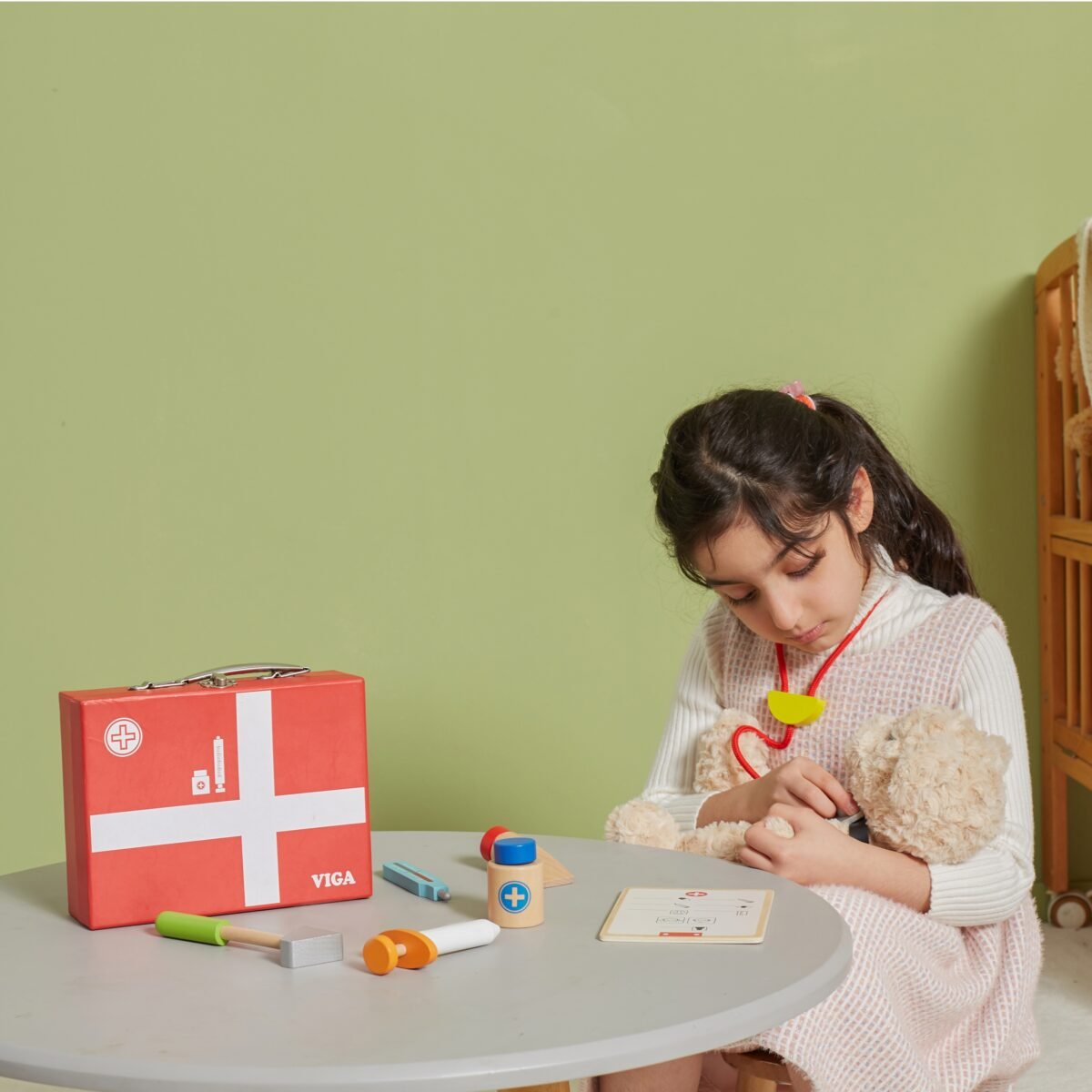 Medinis gydytojo rinkinys lagamine – Paveikslėlis 2