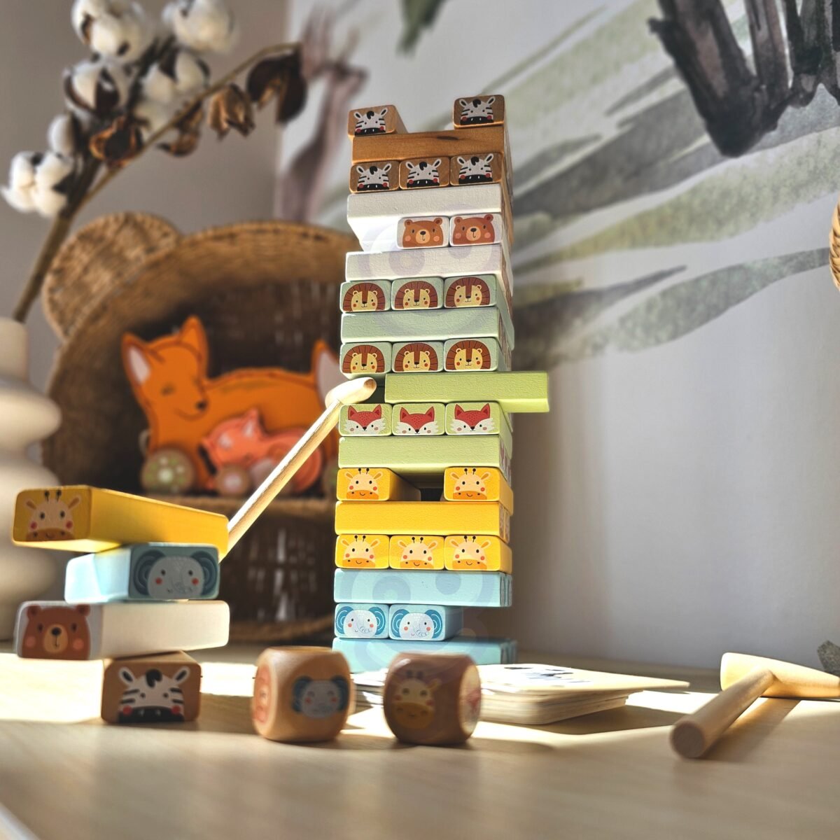 Medinis klibantis bokštas su gyvūnais – Paveikslėlis 10