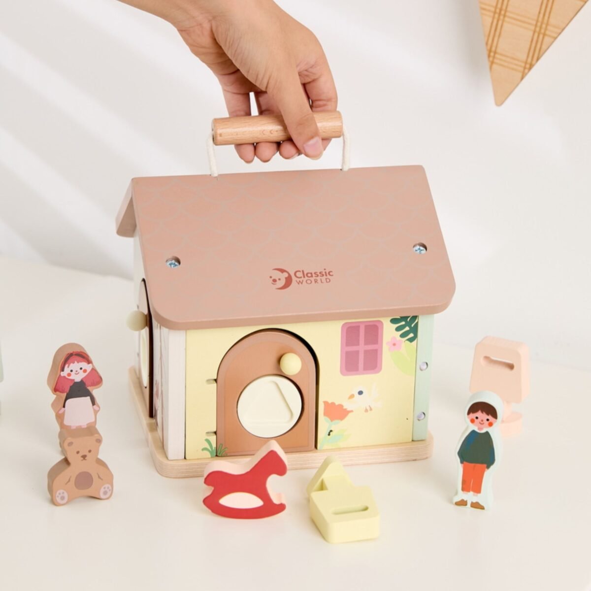 Medinis lavinamasis namelis su rakinamomis durelėmis, rakteliais ir kaladėlėmis – Paveikslėlis 8