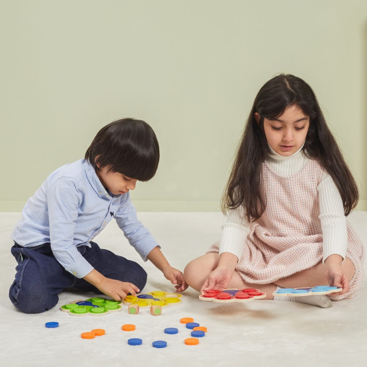 Medinis lavinamasis žaidimas Pavo uodega spalvų derinimui – Paveikslėlis 7