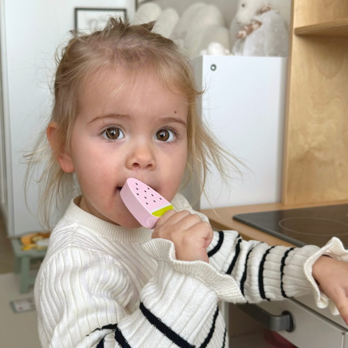 Medinis ledų rinkinys su magnetais ir stovu – Paveikslėlis 6