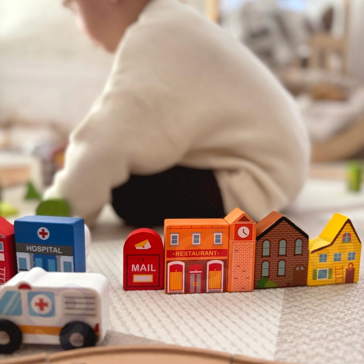 Medinis miesto statybos rinkinys su figūrėlėmis – Paveikslėlis 7