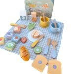 Medinis pikniko rinkinys lagaminėlyje su pjaustomais vaisiais ir pusryčių priedais – Paveikslėlis 10