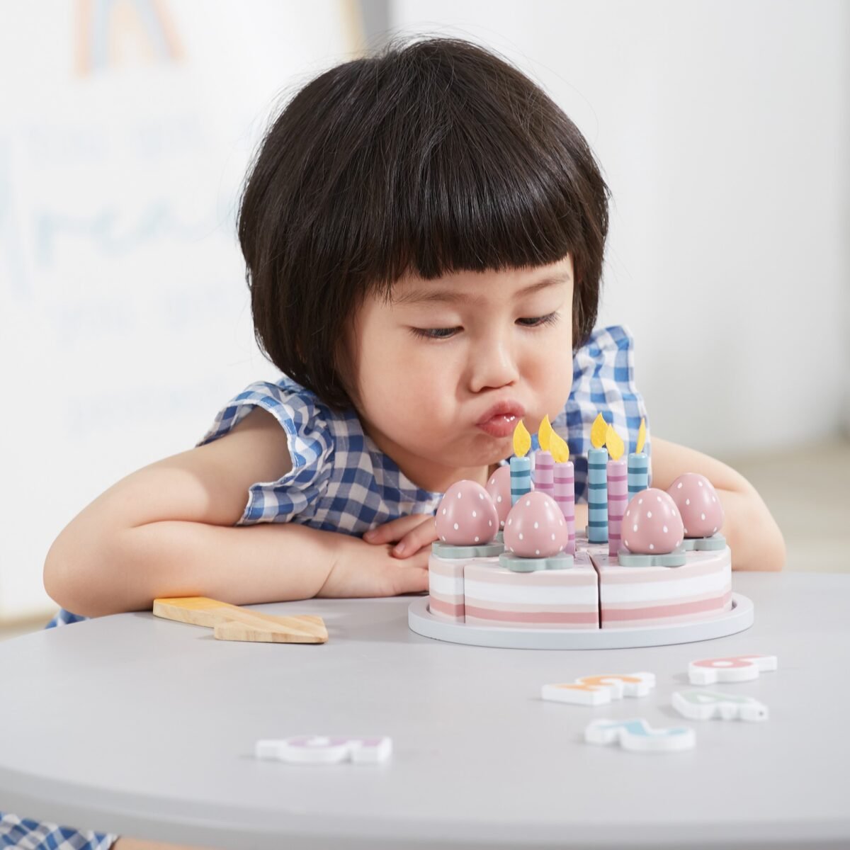 Medinis pjaustomas gimtadienio tortas – Paveikslėlis 4