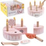 Medinis pjaustomas gimtadienio tortas su žvakutėmis