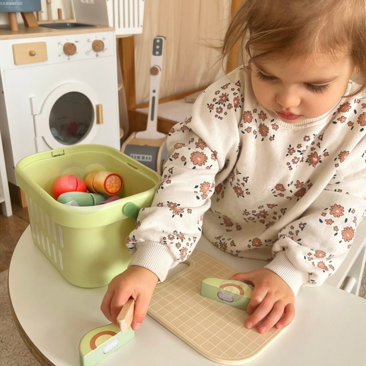 Medinis pjaustymo maisto rinkinys su dėžute – Paveikslėlis 5