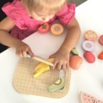 Medinis pjaustymo maisto rinkinys su dėžute