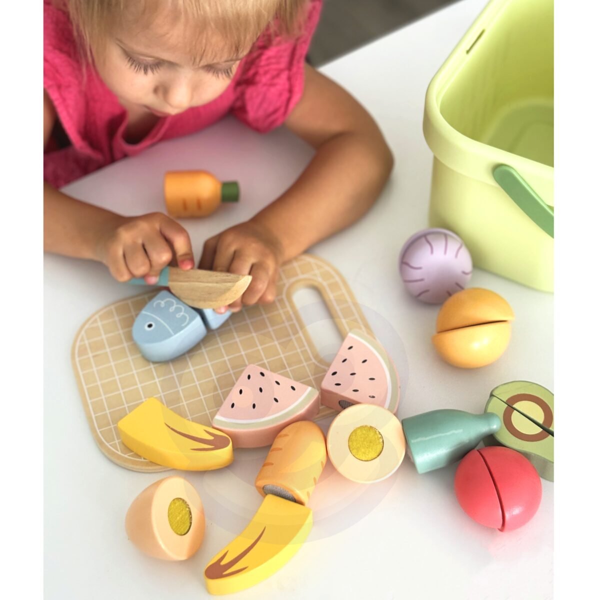 Medinis pjaustymo maisto rinkinys su dėžute – Paveikslėlis 10