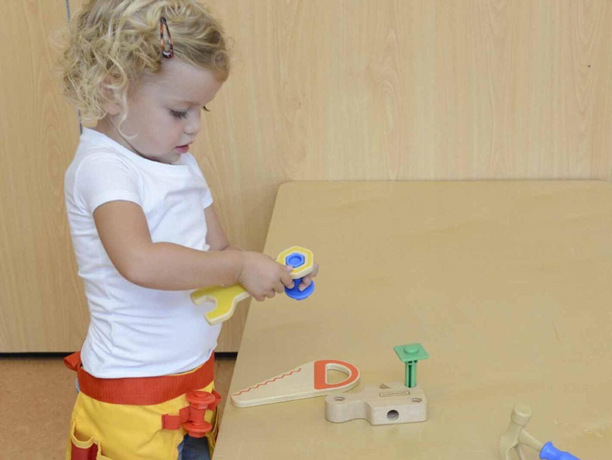 Medinis staliaus įrankių rinkinys su diržu, 12 dalių – Paveikslėlis 4