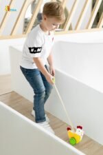 Medinis stumdukas gaidelis su judančiais sparneliais – Paveikslėlis 3