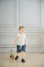 Medinis stumdukas su besisukančia vaivorykštės karusele – Paveikslėlis 5