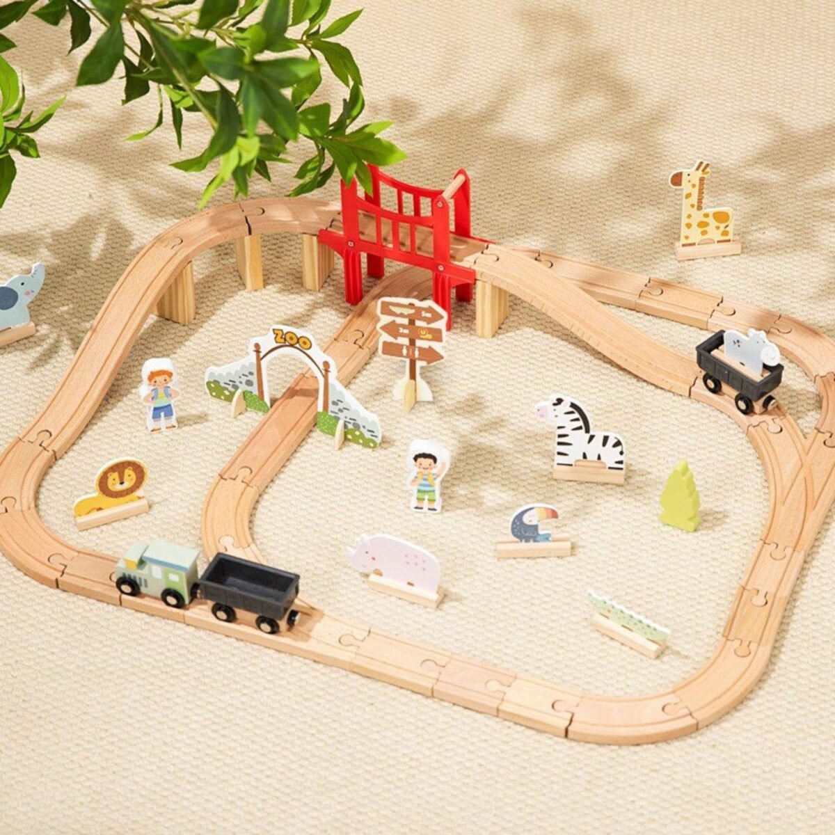 Medinis zoologijos sodo traukinio rinkinys su gyvūnais, 60 dalių – Paveikslėlis 3