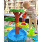 Medžio formos vandens ir smėlio staliukas 2 viename su priedais – Paveikslėlis 4