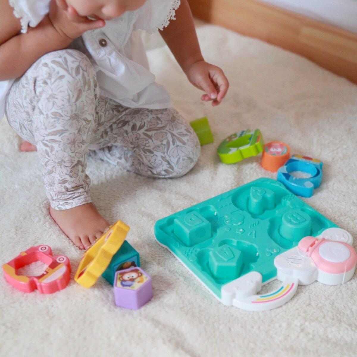 Interaktyvi dėlionė su transporto priemonėmis ir gyvūnėliais – Paveikslėlis 3