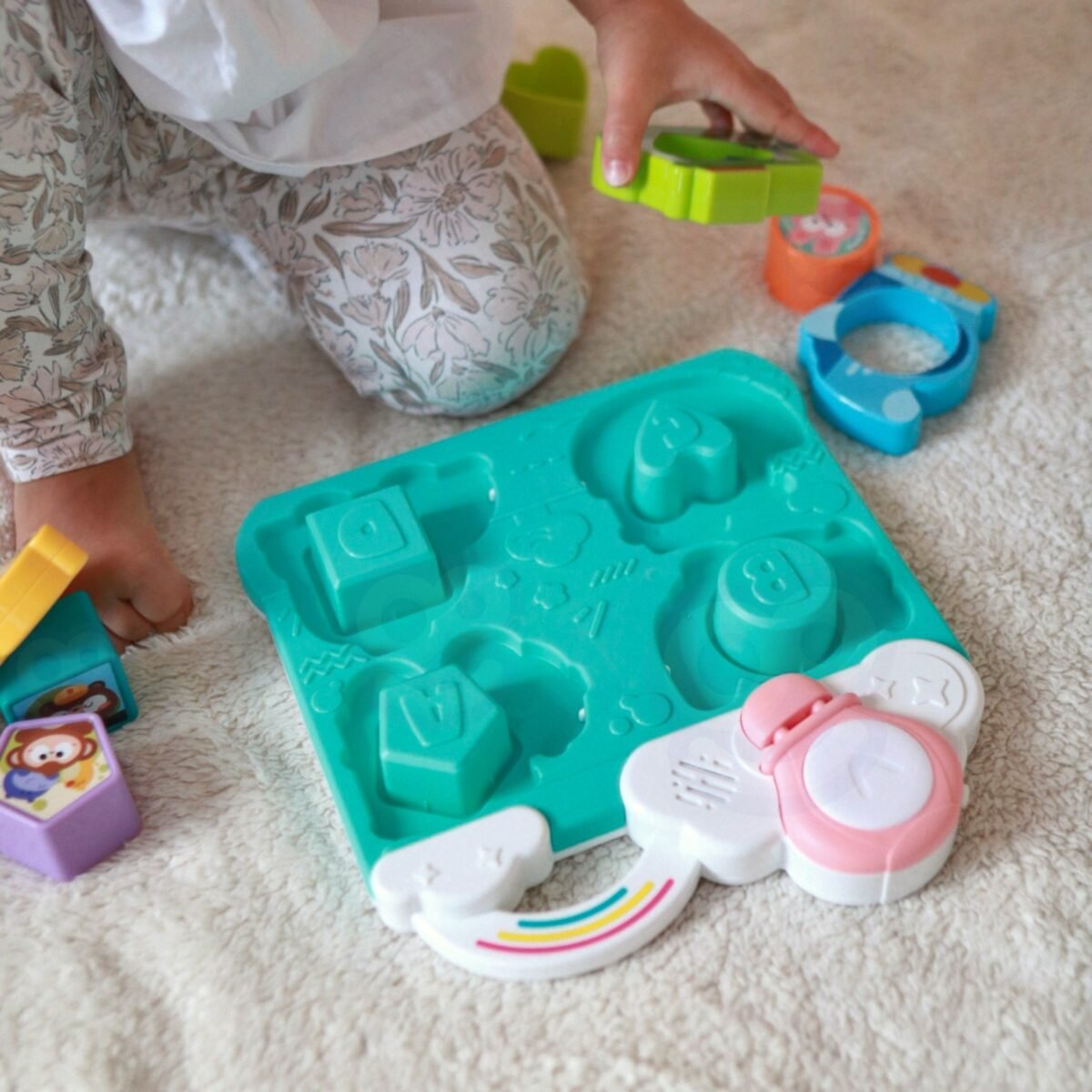 Interaktyvi dėlionė su transporto priemonėmis ir gyvūnėliais – Paveikslėlis 5