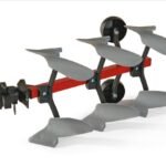 Metalinis apsisukantis daugiavagis traktoriaus plūgas