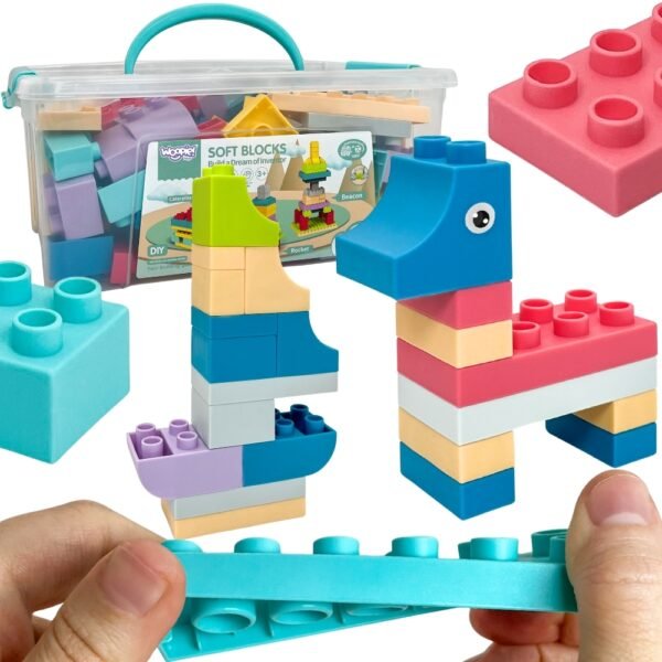 Minkštų kaladėlių 99 detalių rinkinys dėžutėje su rankena