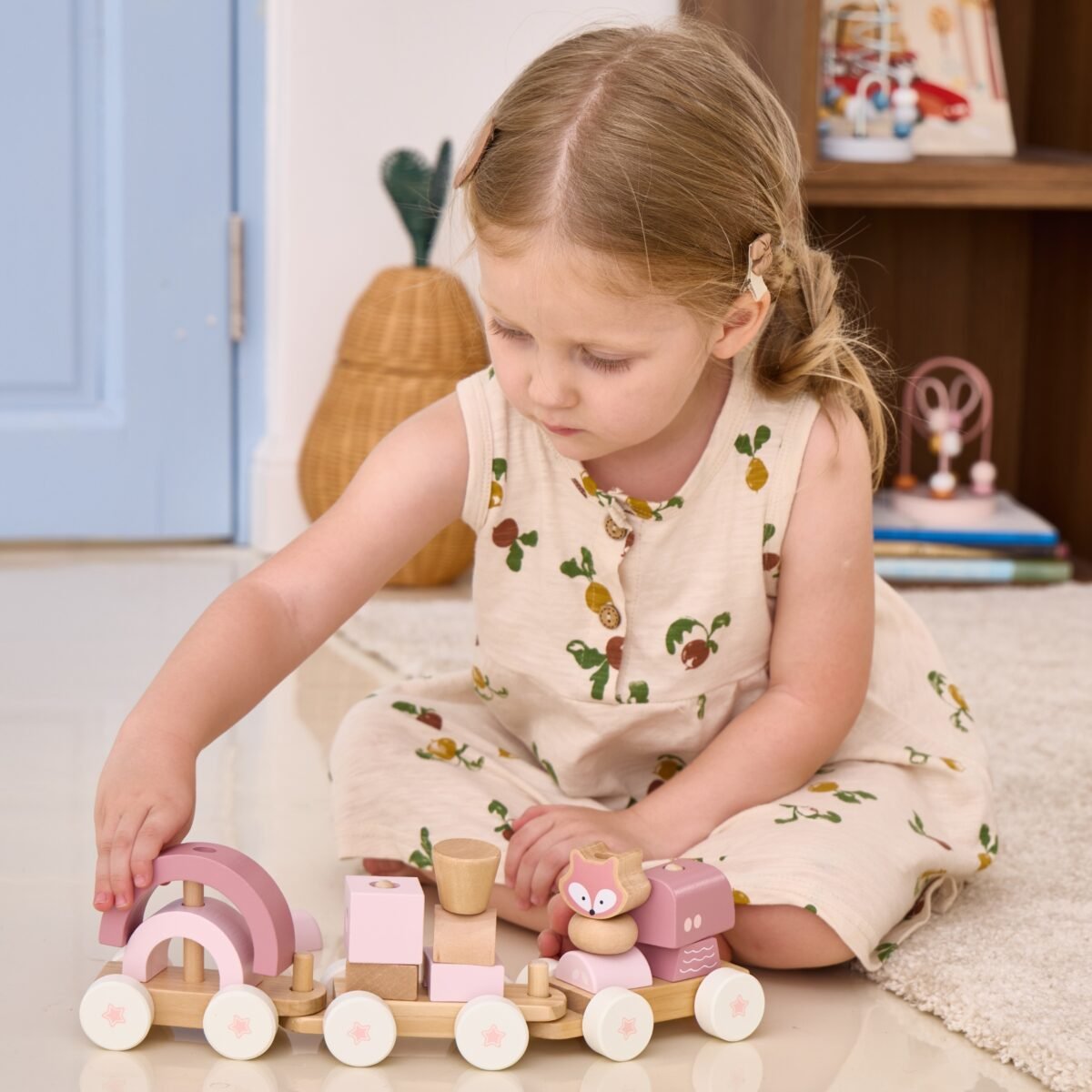 Medinis traukinukas su vagonėliais ir kaladėlėmis – Paveikslėlis 3