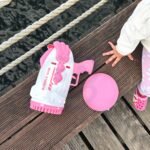 Rožinis muilo burbulų pistoletas su 91 anga, LED ir skysčiu – Paveikslėlis 3