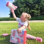 Rožinis muilo burbulų pistoletas su 91 anga, LED ir skysčiu – Paveikslėlis 8