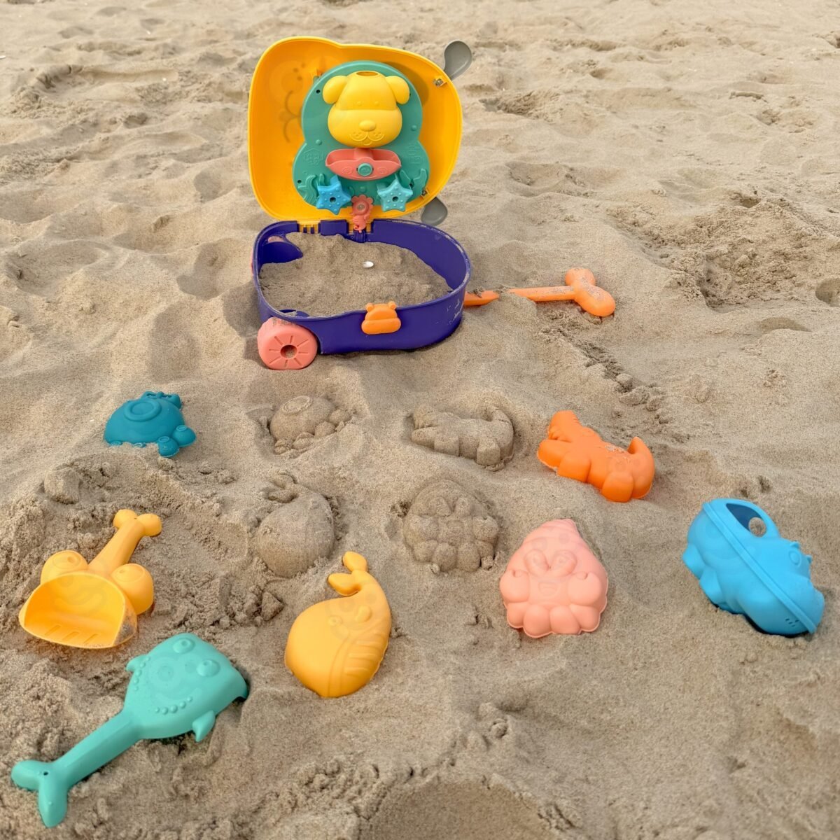 Smėlio ir vandens žaidimų lagaminas – Paveikslėlis 3