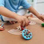 Spalvotas medinis vilkelis – Paveikslėlis 7