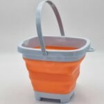 Sulankstomas oranžinis kvadratinis silikoninis kibiras – Paveikslėlis 4