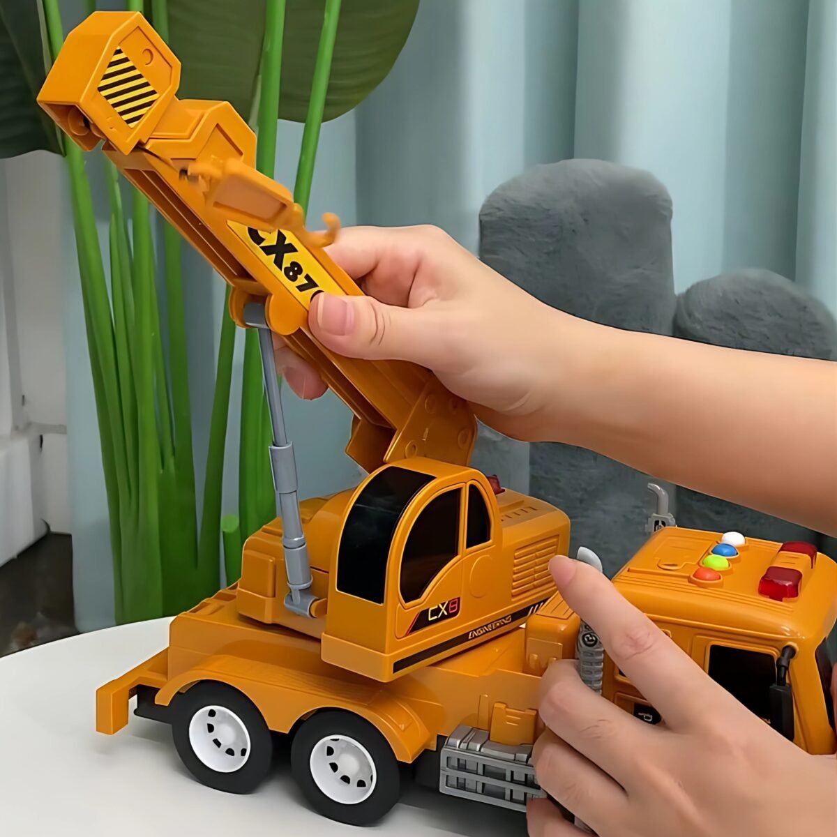 Sunkvežimis-kranas su valdomu kabliu, šviesomis ir garsais, 1:14 mastelio – Paveikslėlis 14