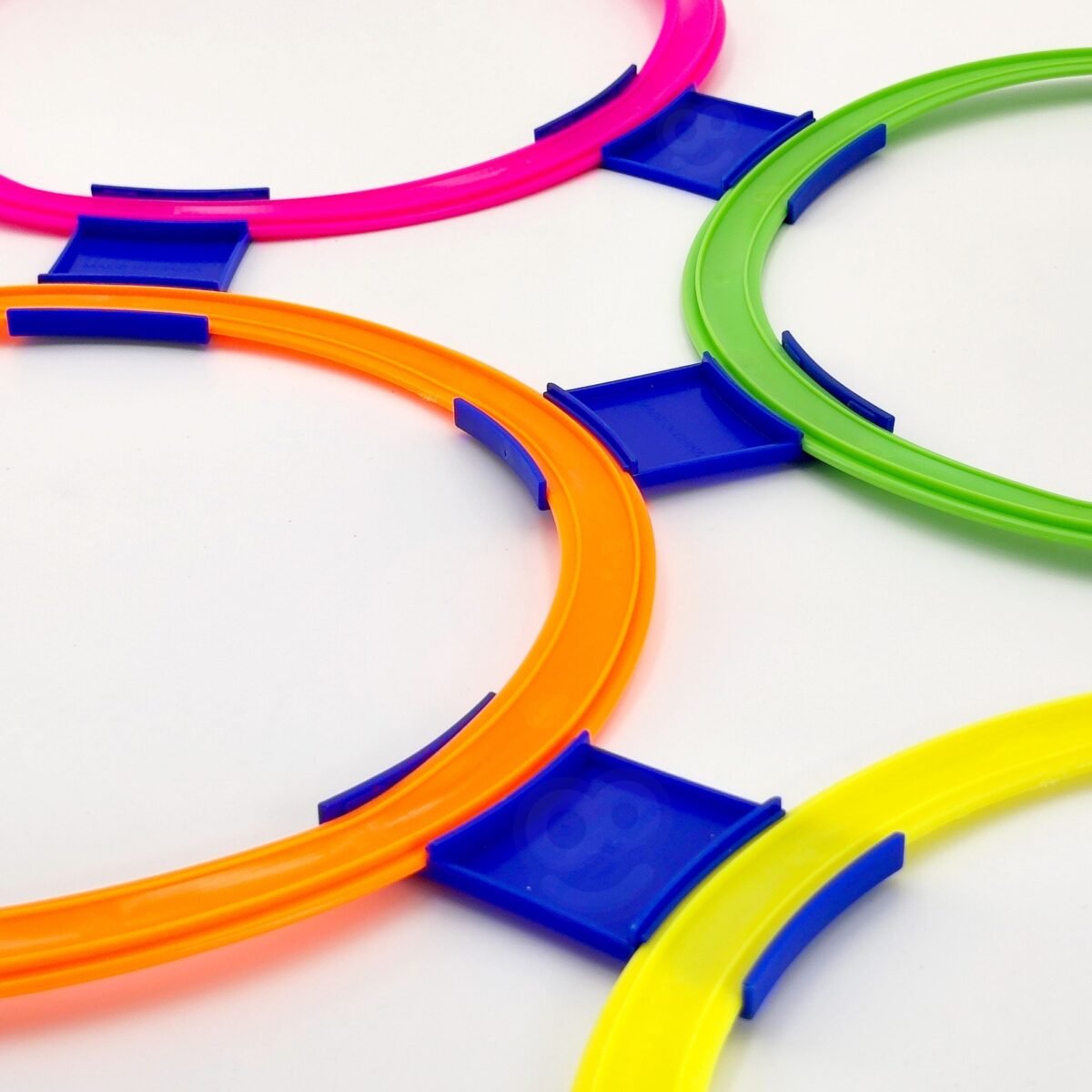 Trys viename lauko žaidimų rinkinys: sersas, klasės ir taiklumas – Paveikslėlis 8