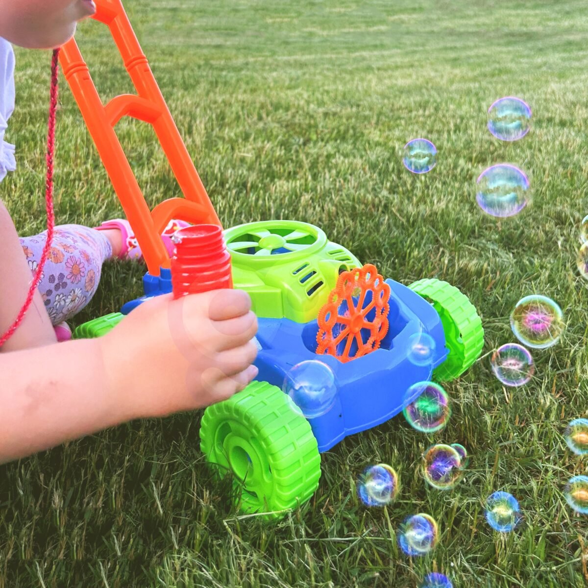 Vejapjovė su muilo burbuliukais ir garsais – Paveikslėlis 3