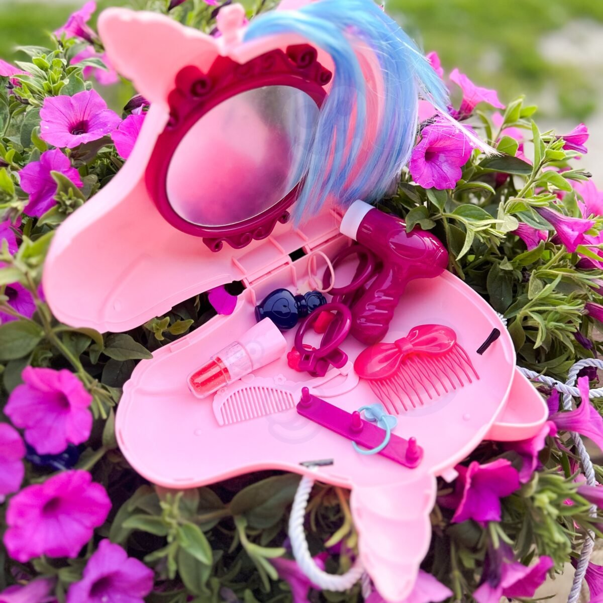 Vienaragio 2in1 grožio staliukas-rankinė mergaitei – Paveikslėlis 2