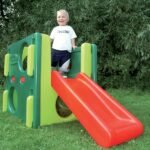 Žaidimų kompleksas mažyliams su čiuožykla ir laipiojimo elementais – Paveikslėlis 2