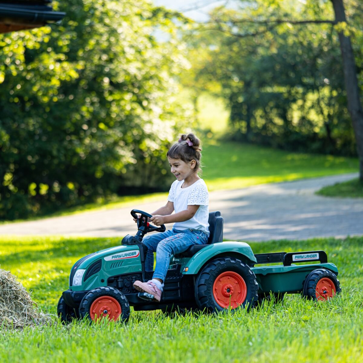 Minamas traktorius su priekaba – Paveikslėlis 5