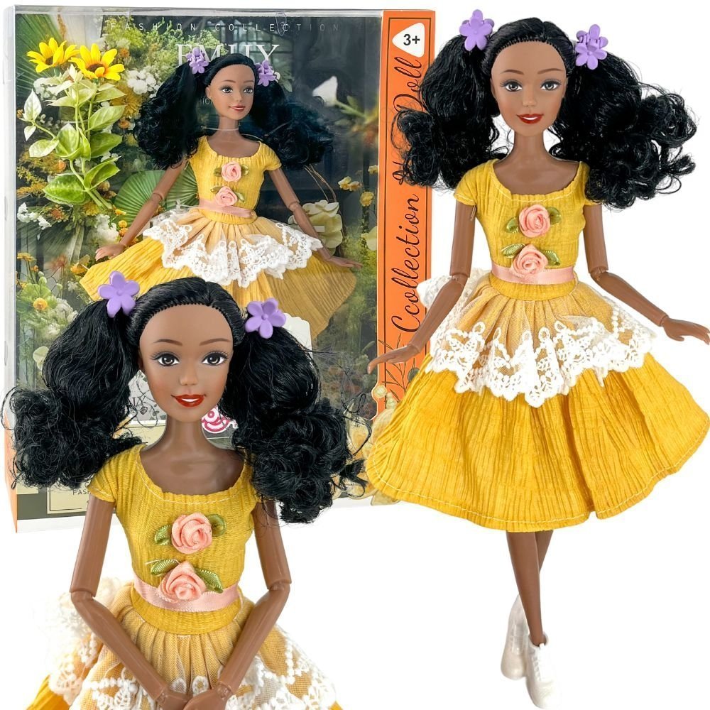 Lėlė Emi 32 cm su madinga suknele ir ilgais juodais plaukais