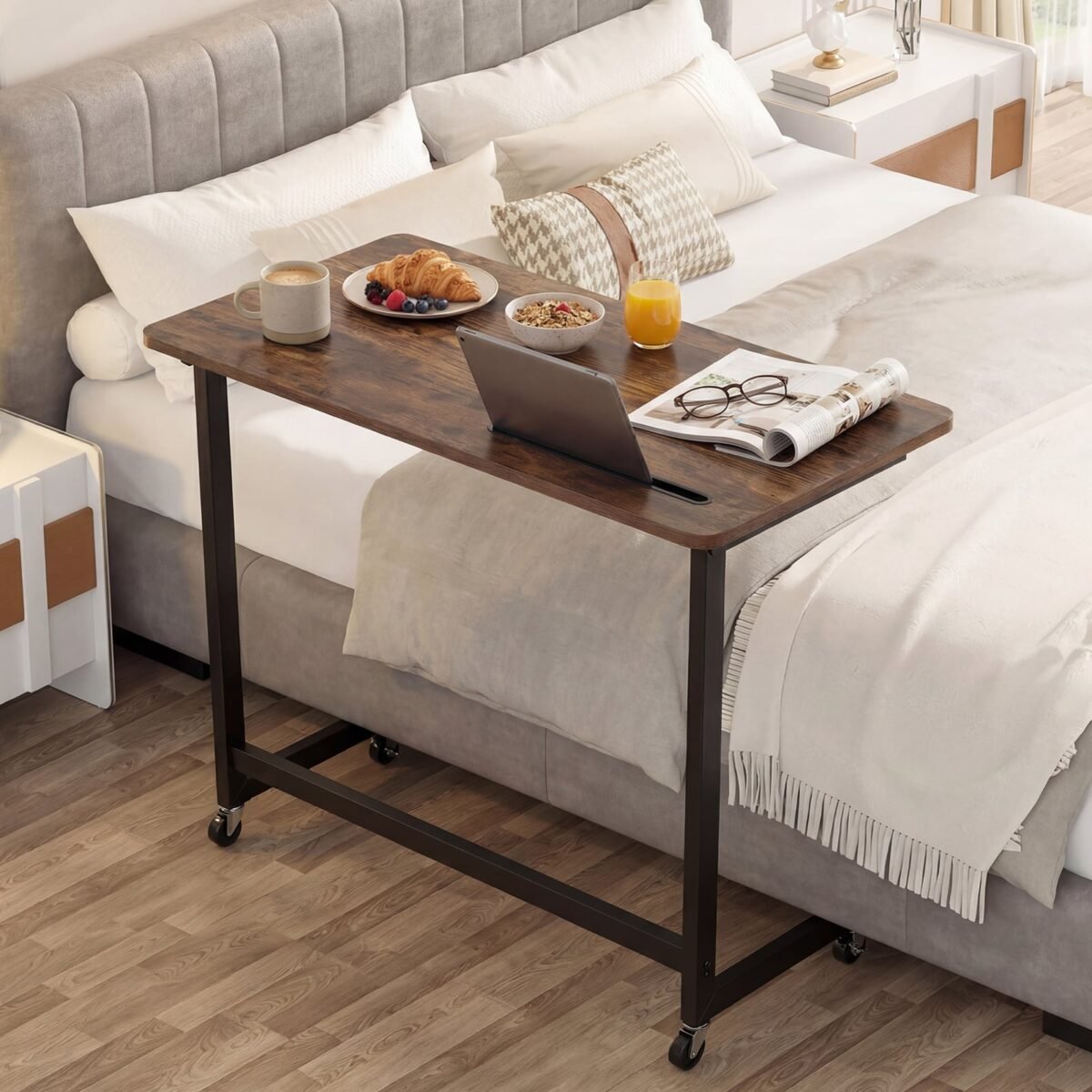 Mobilus C formos šoninis staliukas su lentyna (Kaimiška ruda) – Paveikslėlis 4