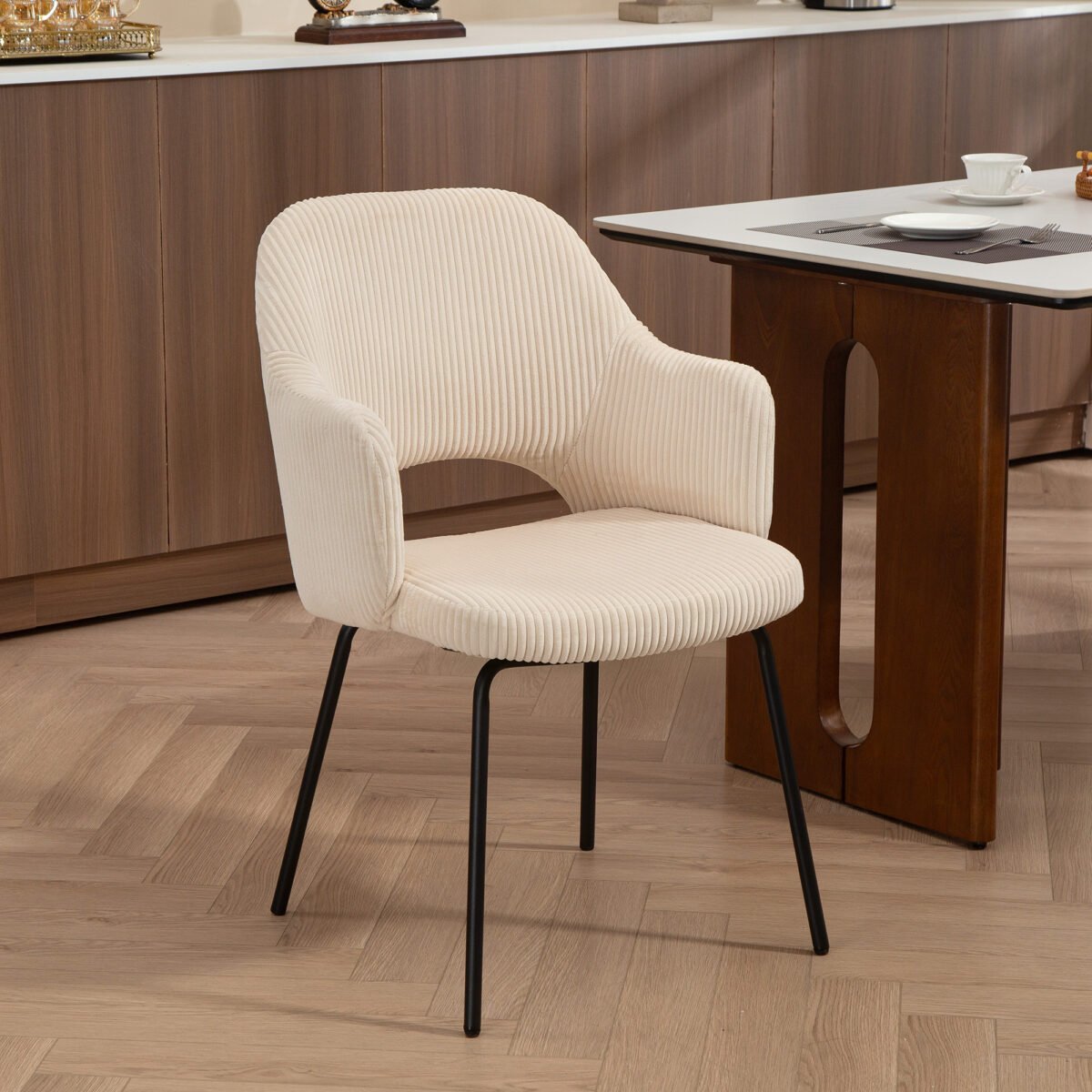 Valgomojo kėdė su kordiniu apmušalu ir išformuota sėdyne – Paveikslėlis 2