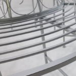 Apvalus metalinis medžio suolas Ø160 cm – Paveikslėlis 8