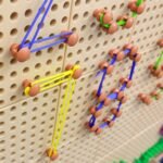 Kaiščių ir virvelių rinkinys lavinamajai kūrybinei lentai – Paveikslėlis 6