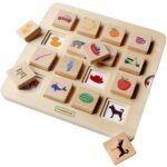 Montessori medinė formų derinimo dėlionė su paveikslėliais