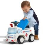 Paspiriamasis greitosios pagalbos automobilis su signalu ir daiktadėže