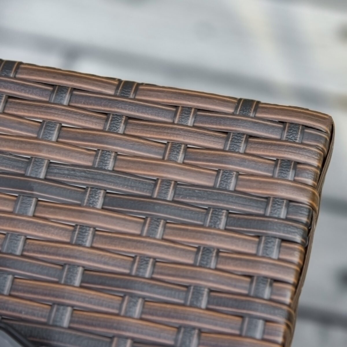 Poliratano sodo staliukas su skėčio stovu – Paveikslėlis 7