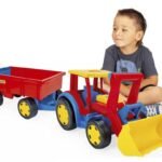 WADER traktorius su kaušu ir priekaba GIGANT 120 cm