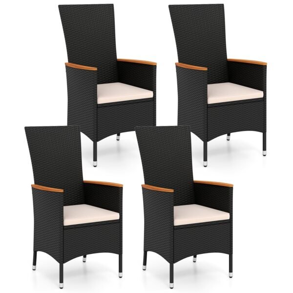 4 dalių rotango sodo kėdžių komplektas su sėdynės pagalvėlėmis ir aukštu atlošu (Smėlio)