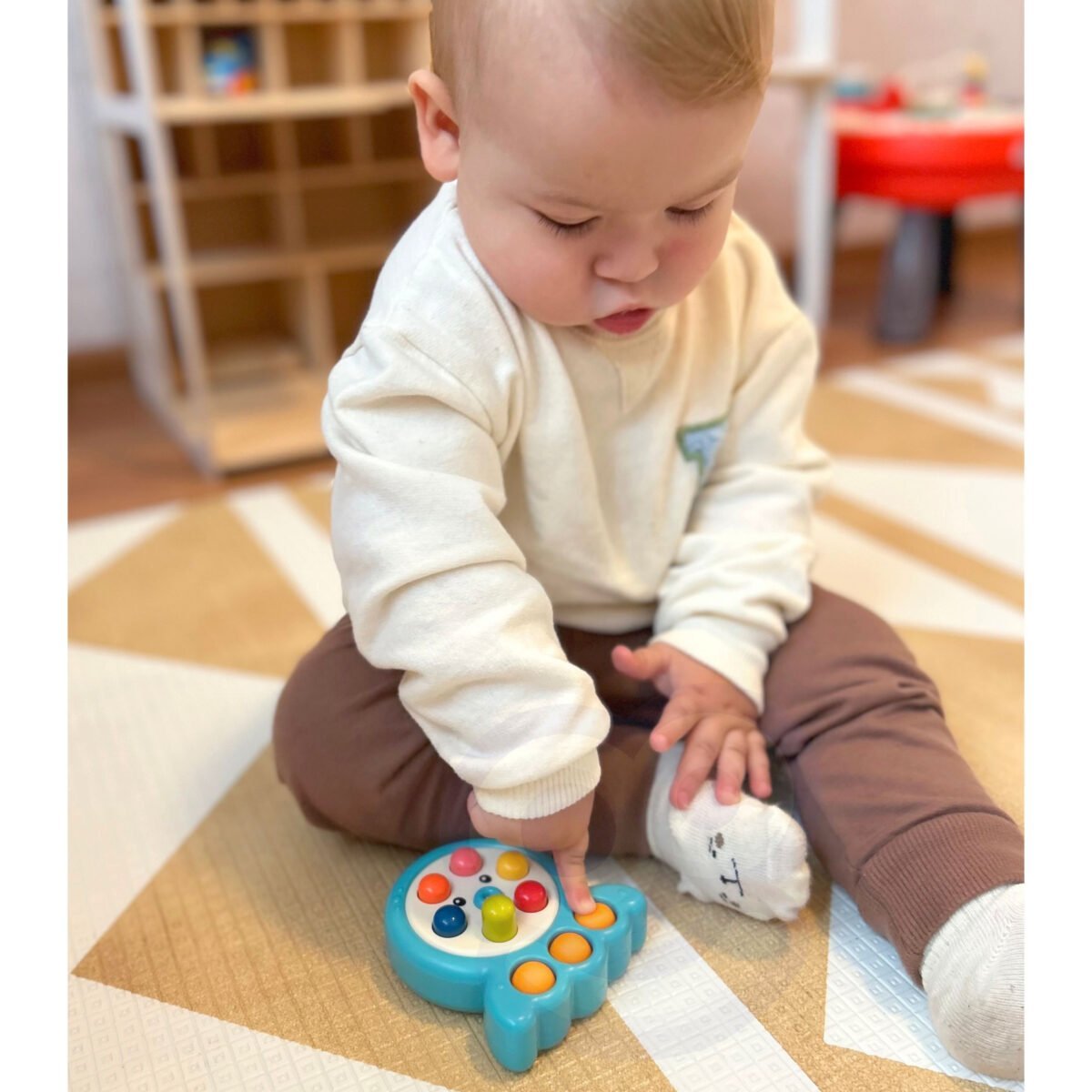 Aštuonkojis miklumo žaidimas kretukų spaudymui, rožinis 2in1 – Paveikslėlis 4