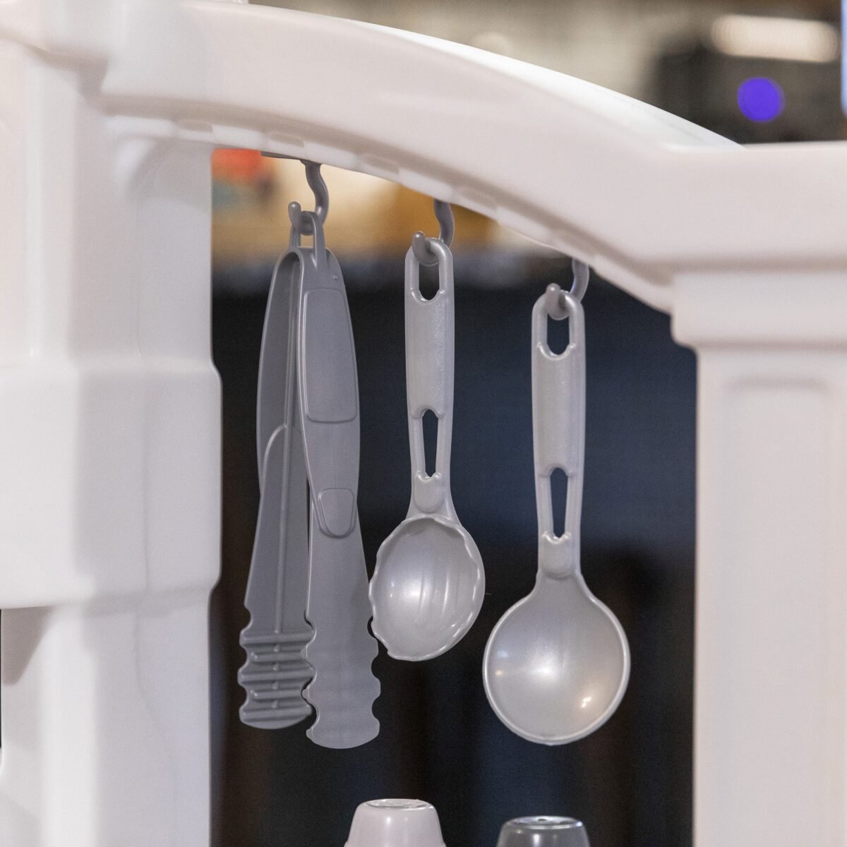 Didelė vaikiška žaidimų virtuvėlė su garsais, šviesomis ir priedais – Paveikslėlis 6