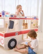 Didelis medinis greitosios pagalbos automobilio rinkinys su 25 priedais