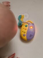 Interaktyvūs automobilio rakteliai su kramtuku