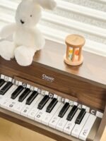 Klasikinis medinis pianinas vaikams su 18 klavišų ir mokomąja knygele
