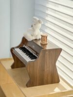 Klasikinis medinis pianinas vaikams su 18 klavišų ir mokomąja knygele