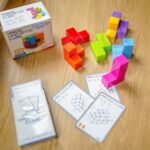 Magnetinių 3D kaladėlių Tetris dėlionė su užduočių kortelėmis